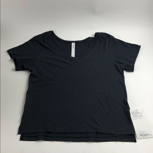 Lululemon Jericho V* Light shirt